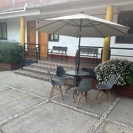 El Agave Hotel Valle de Bravo Exterior photo
